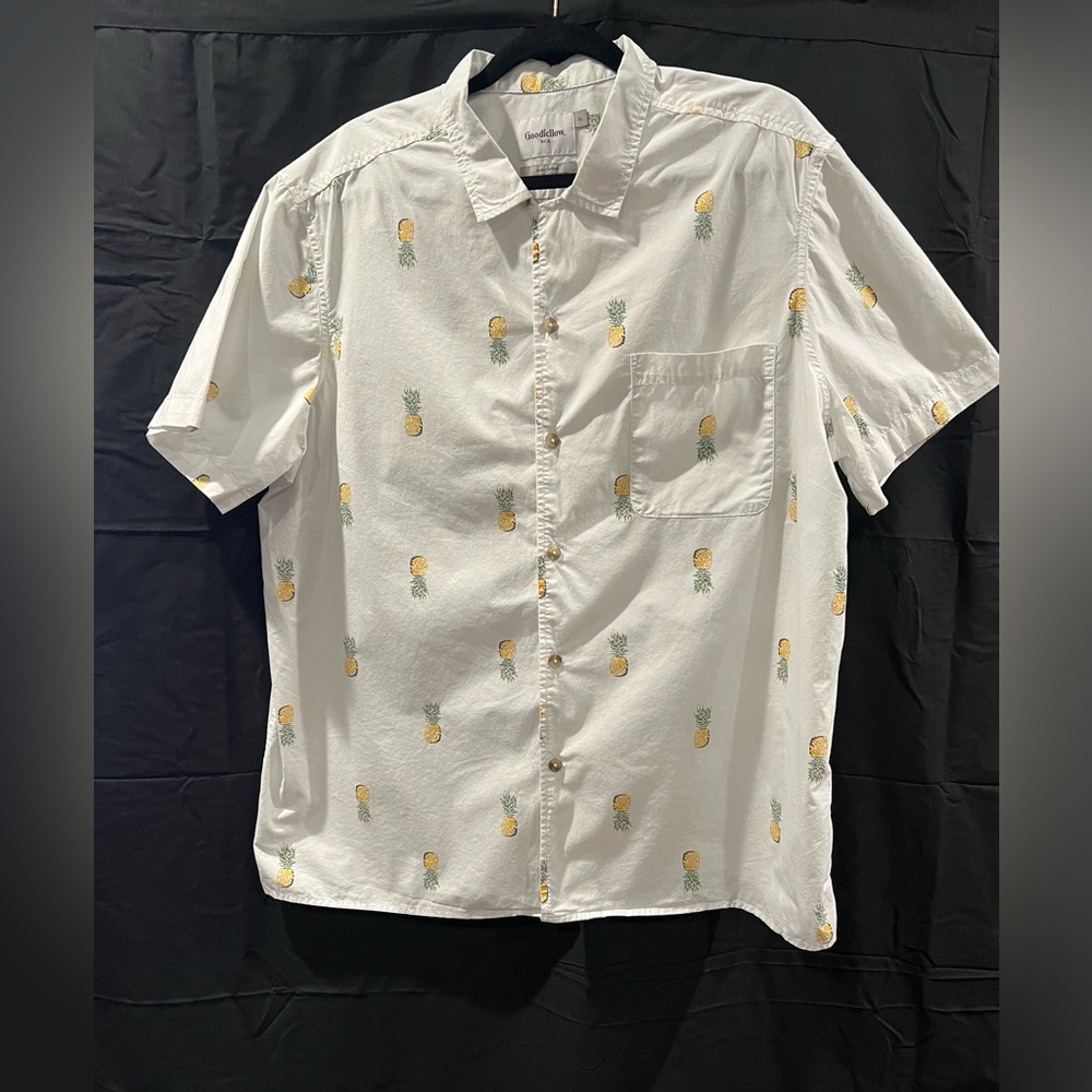 Goodfellow & Co Pineapple Men’s Shirt
